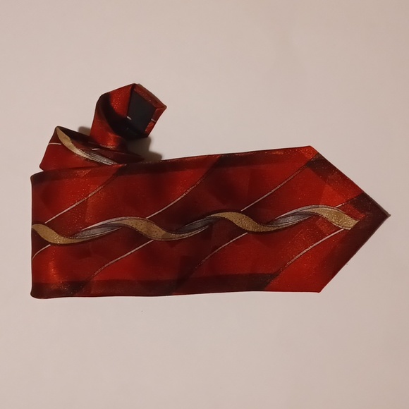 JORDAN CRAIG - Picture 3 of 9